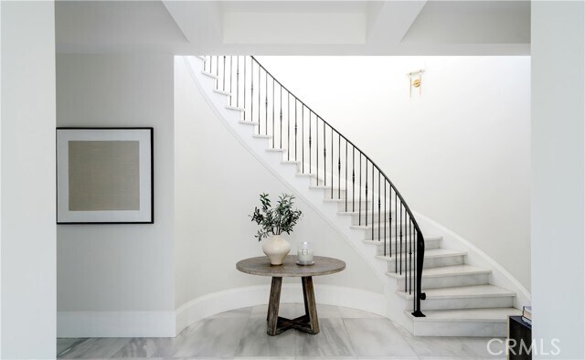 Building Photo - 34 S Sur