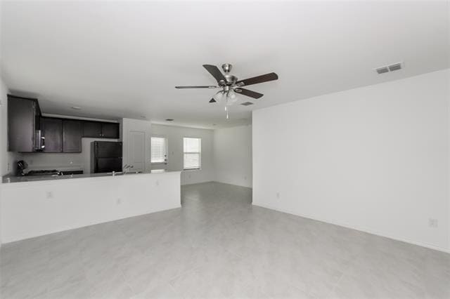 Building Photo - 8432 Fawn Creek Dr