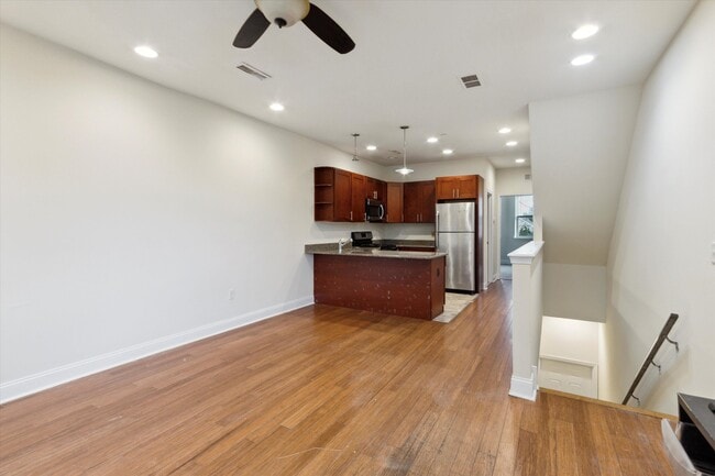 Building Photo - 1733 N Gratz St