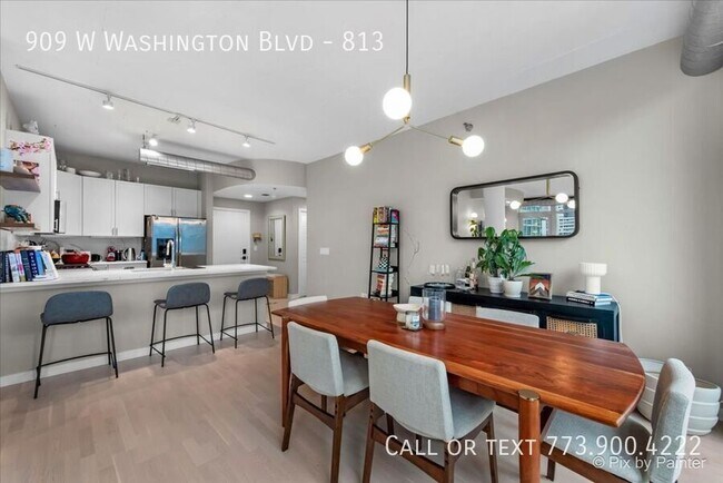Building Photo - 909 W Washington Blvd