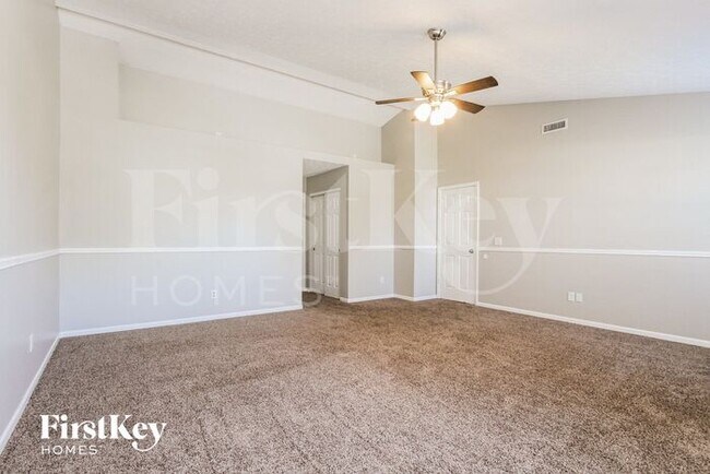 Building Photo - 1698 Salina Dr