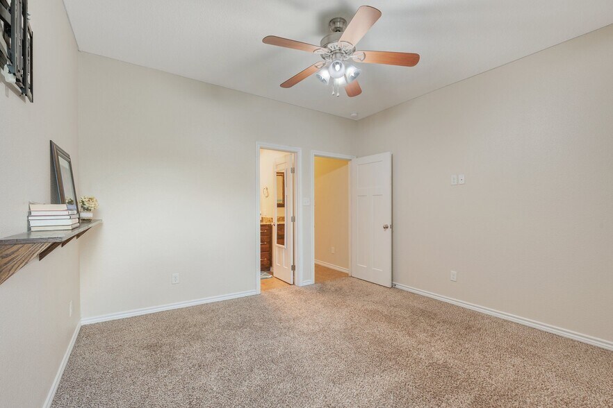 Building Photo - 3609 Haverford Rd