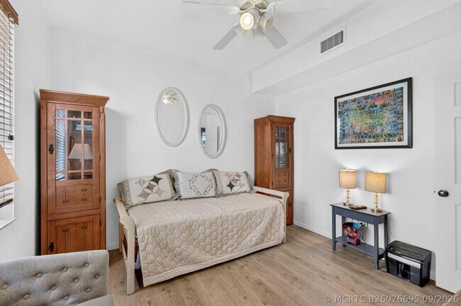 Building Photo - 12418 Crystal Pointe Dr