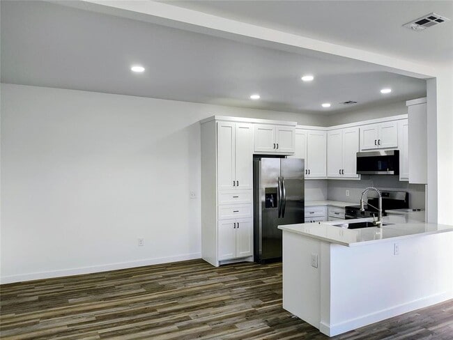 Building Photo - 236 NW 122nd St