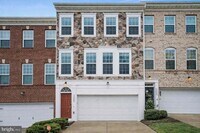 Building Photo - 1304 Gilmore St