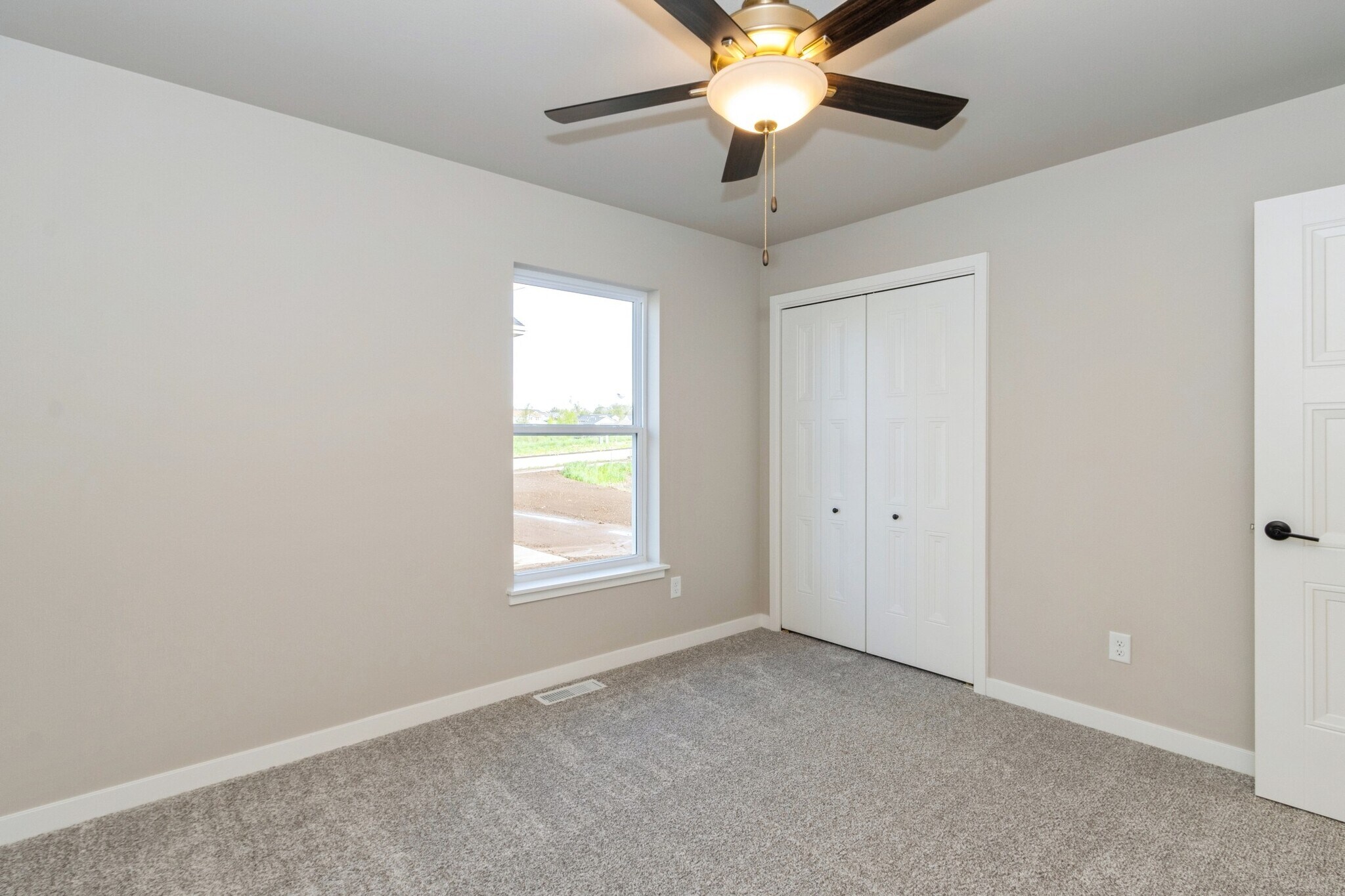 Building Photo - 1025 Switchgrass Ln