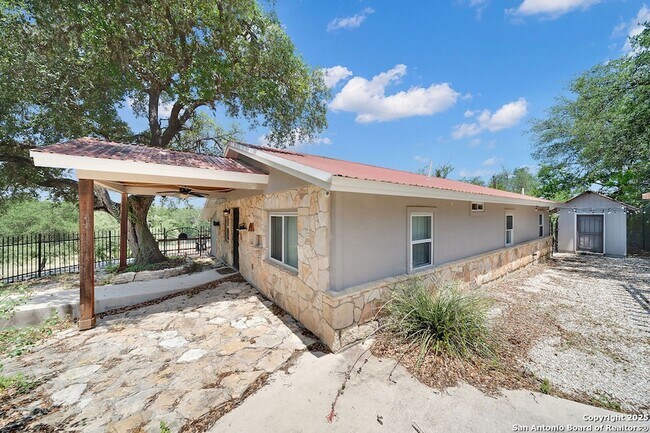 Building Photo - 690 Windrush