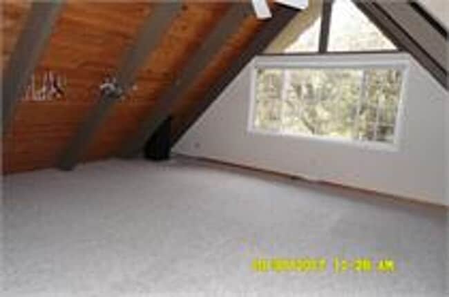 Building Photo - Crystal Falls Home