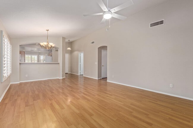 Building Photo - 13949 N 133rd Dr