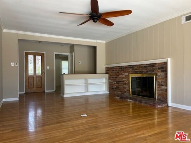 Building Photo - 12825 Waddell St