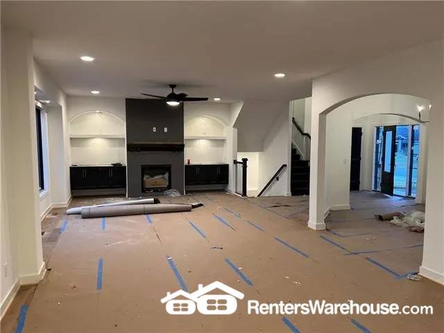 Building Photo - 4709 NE Freehold Dr