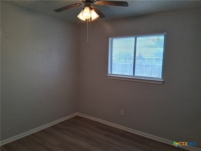 Building Photo - 3801 Riverrock Dr