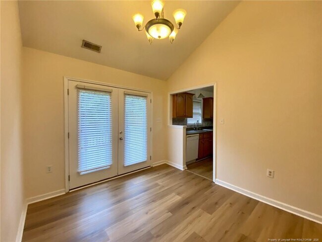 Building Photo - 178 Colonial Hills Dr