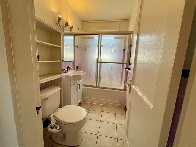 Building Photo - 238 Corey Rd