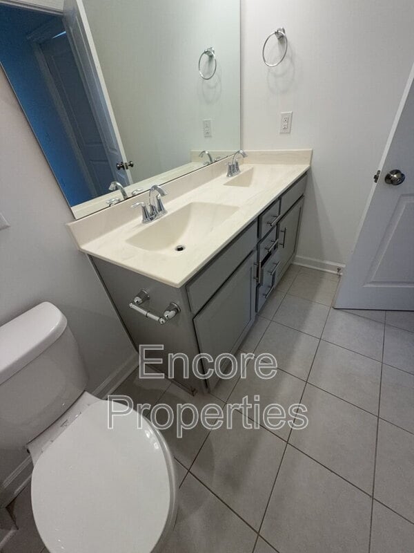 Building Photo - 137 Orvis Dr