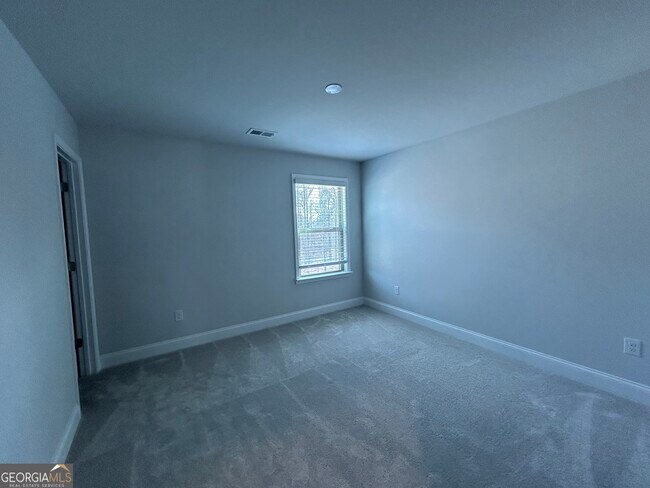 Building Photo - 473 Bandon Wy
