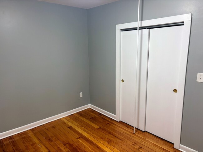 Building Photo - 88 E Main St