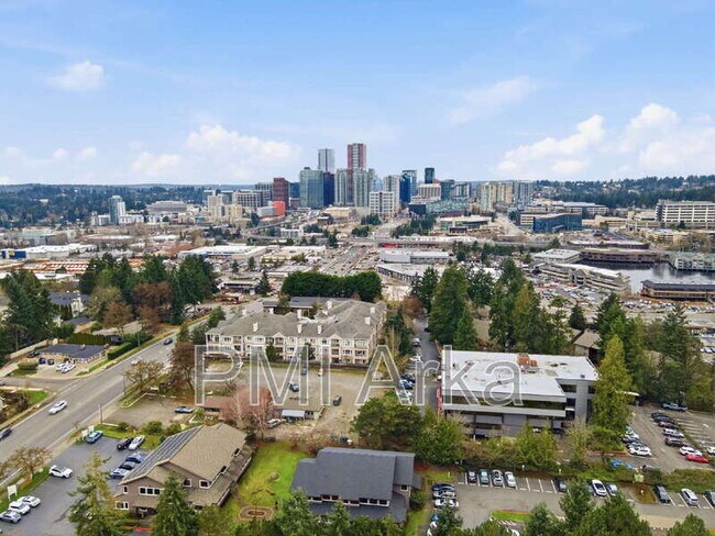 Building Photo - 12107 NE Bel Red Rd