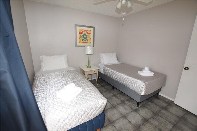 Building Photo - 7706 Indian Ridge Trail S