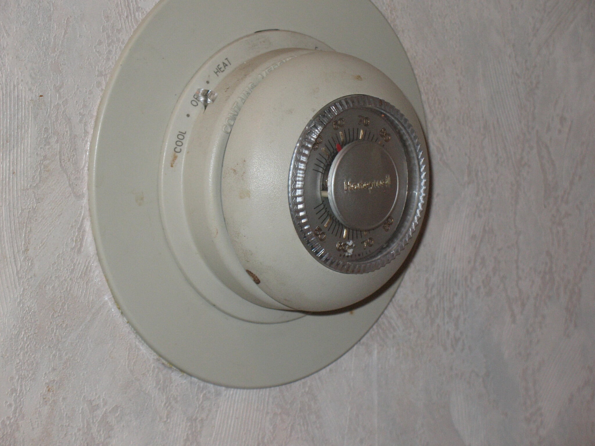 Central Heat and A/C - controller - 3121 W Wyoming Ave