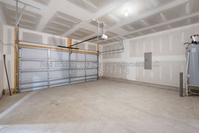 Building Photo - 7113 Stoney Wood Ln