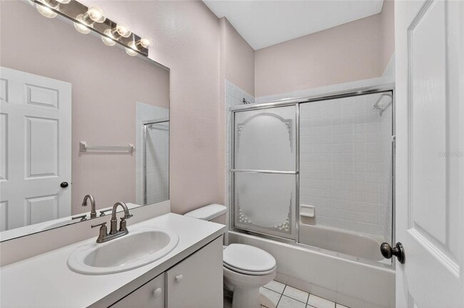 Building Photo - 4517 Oak River Cir