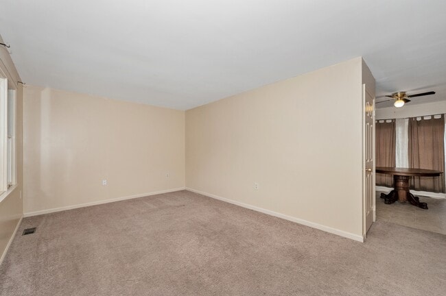 Building Photo - 1405 Conestoga Ct