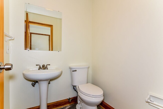 Building Photo - 440-442 4th Street NE