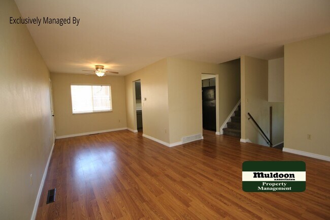 Building Photo - Sweet home with finished basement and garage!