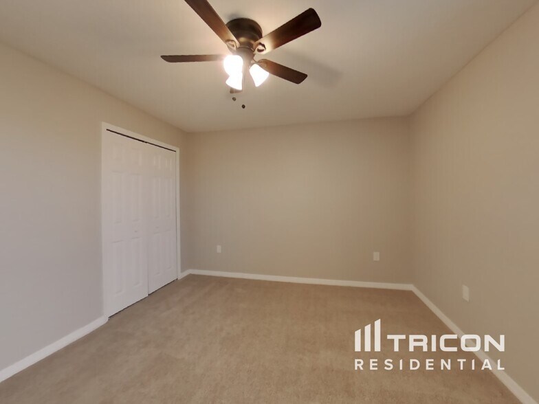 Building Photo - 5095 Brilliance Cir
