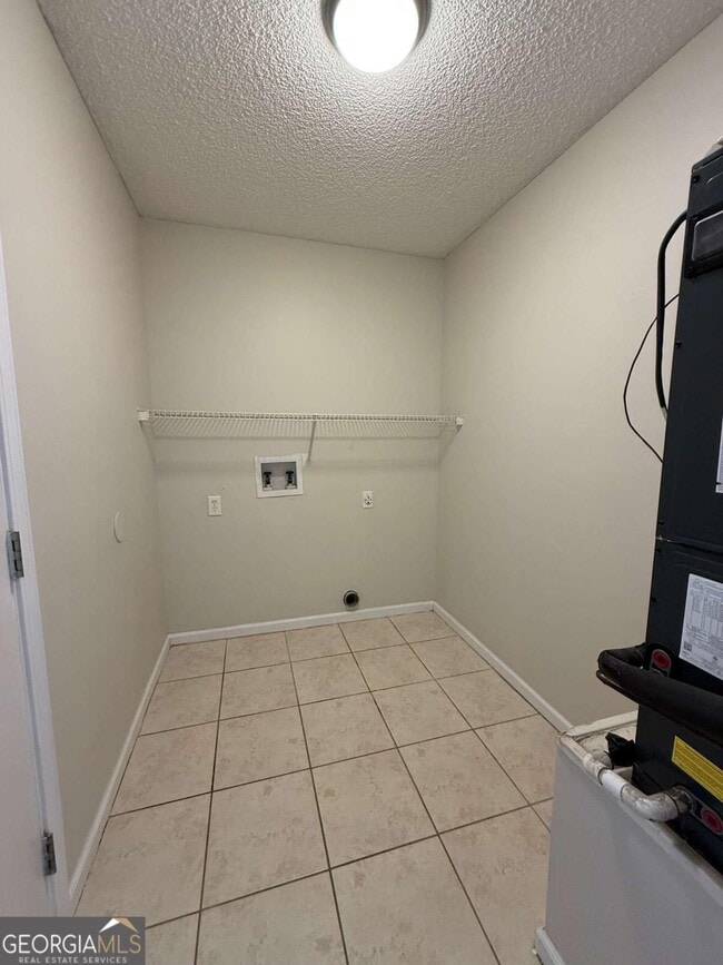 Building Photo - 120 Sapelo Dr