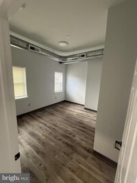Building Photo - 2513 Frankford Ave
