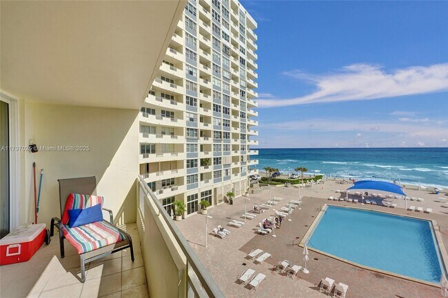 Building Photo - 3180 S Ocean Dr