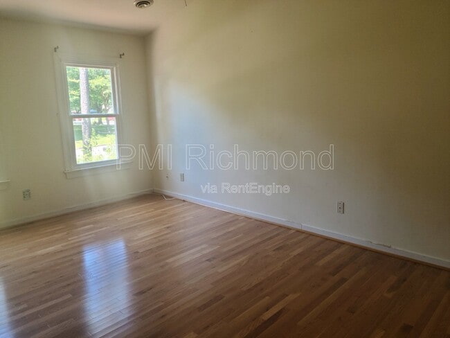 Building Photo - 10412 Kings Grant Dr