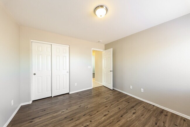 Building Photo - 1465 S 230th Dr