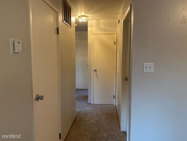Building Photo - 3 br, 2 bath House - 3532 Mariposa Ct
