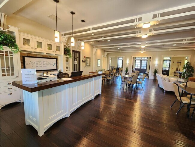 Building Photo - 5929 Oakhaven Ln