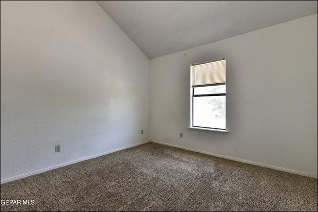Building Photo - 695 Bluff Canyon Cir