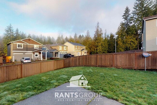 Building Photo - Beat the Heat in this Fantastic Home in Tu...