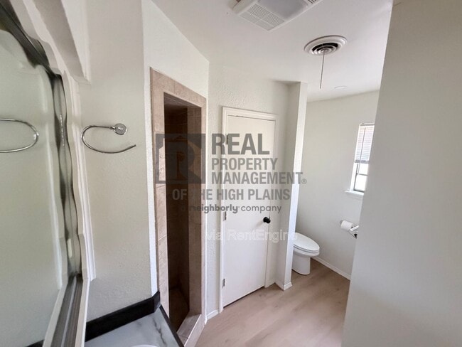 Building Photo - 6508 Drexel Rd