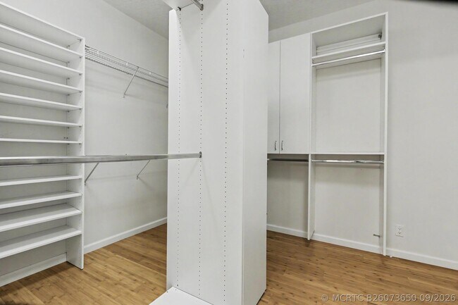 Building Photo - 6219 Evian Pl
