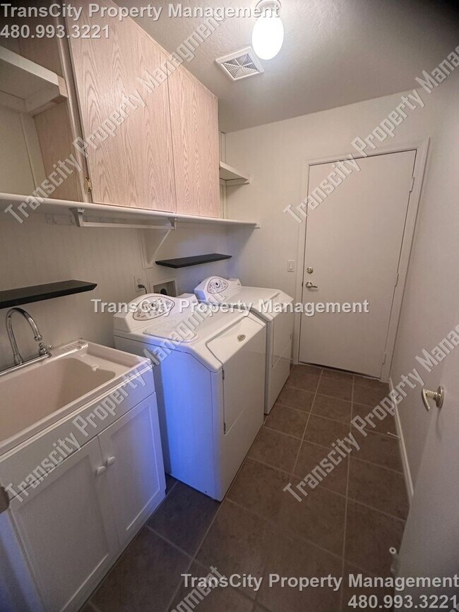 Building Photo - Gold Canyon home for rent in a Gated Commu...