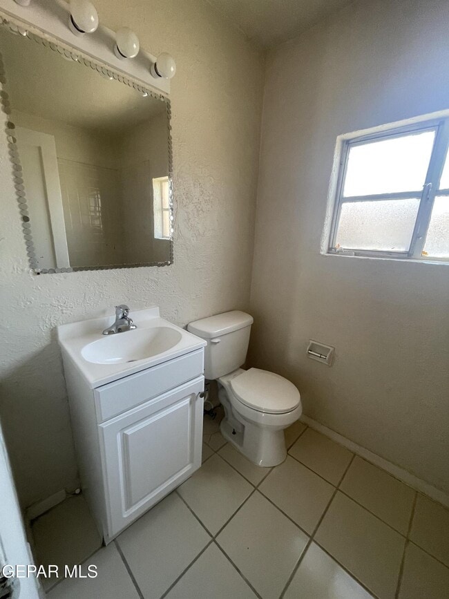 Building Photo - 8167 Josephine Cir