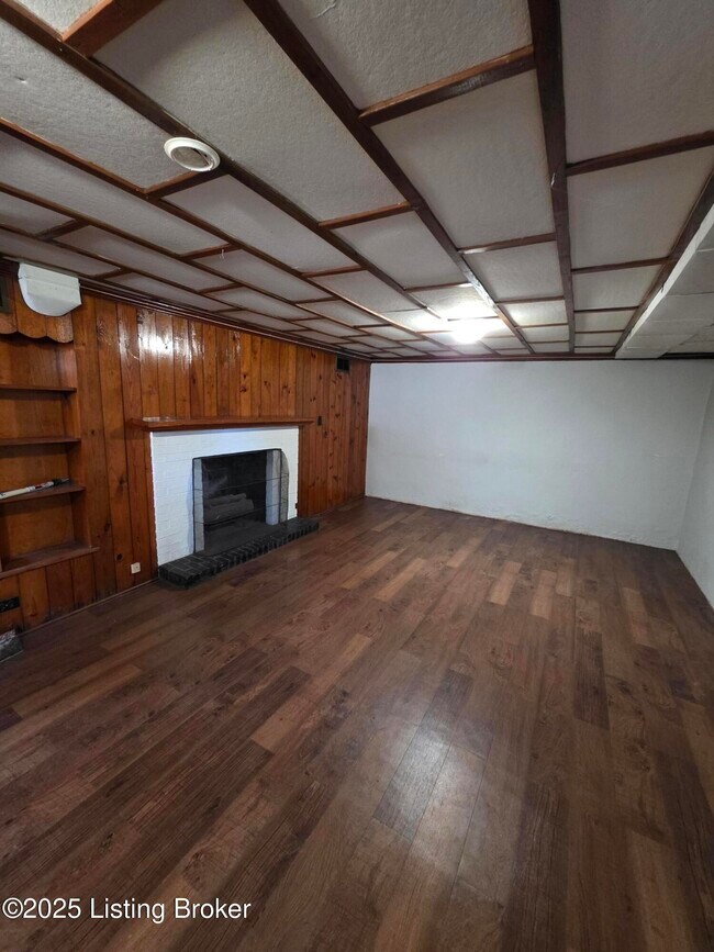 Building Photo - 4320 Norbourne Blvd