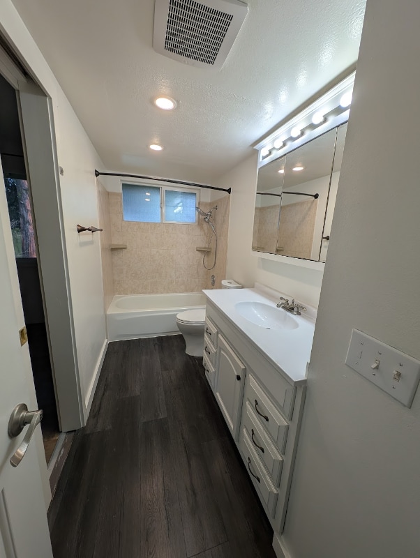 Building Photo - 7216 122nd Ave SE