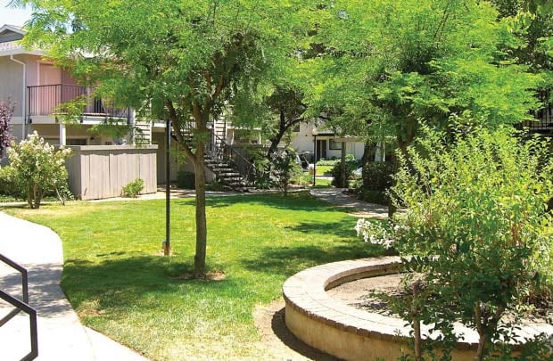 Building Photo - Jasmine Gardens