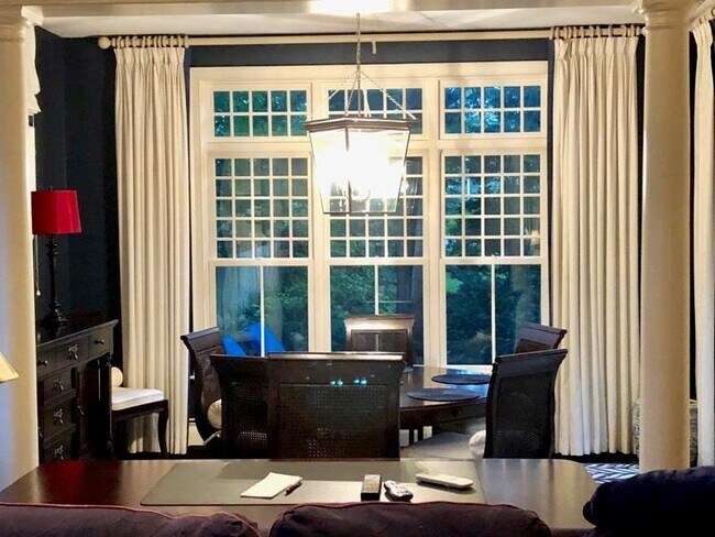 Building Photo - 448 Gibbs Ave