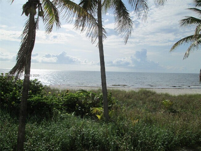 Building Photo - 1370 S Ocean Blvd