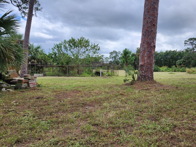 Building Photo - 4910 Ralls Dr