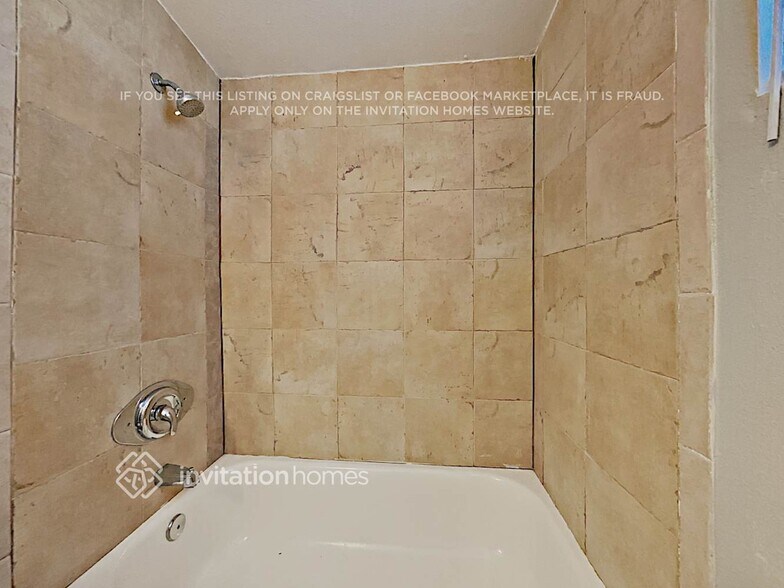 Building Photo - 3984 Eric Ct